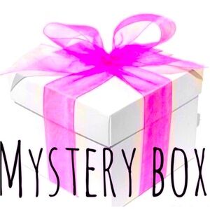 ‼️PRICE DROP‼️ MYSTERY BOX💕 *lot of 4pc. Brand name makeup/skincare products*